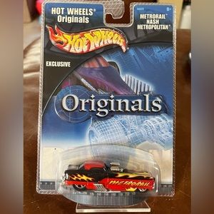 Hot Wheels 2001 Originals Metrorail Nash Metropolitan Red w/ Flames